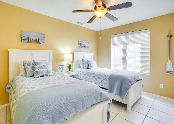 Lakefront W/ Outdoor Oasis In Glendale! Ferienhaus Peoria