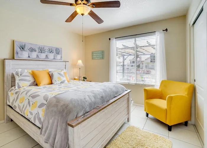 Ferienhaus Lakefront W/ Outdoor Oasis In Glendale! *
